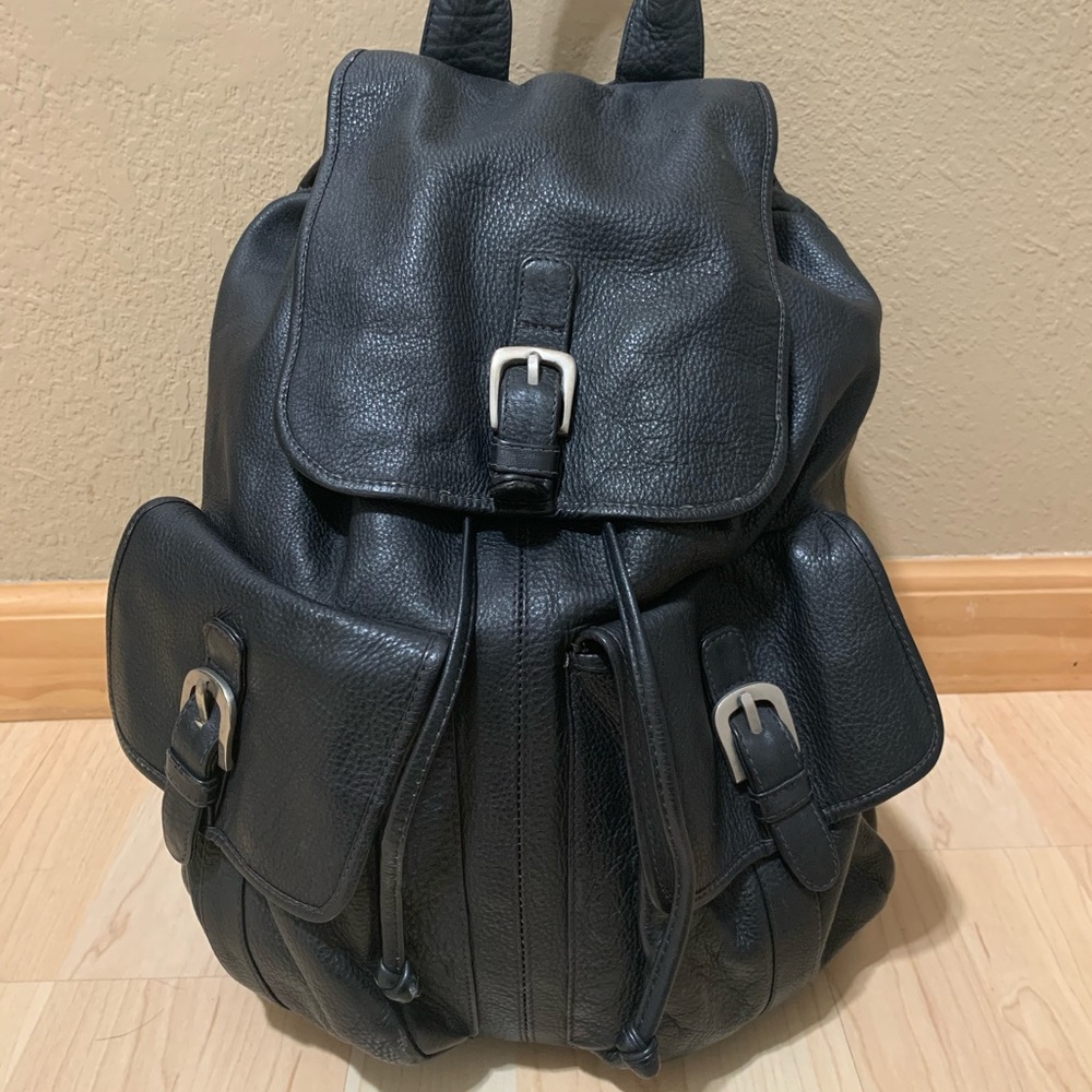 Kenneth Cole Genuine Leather Black Backpack